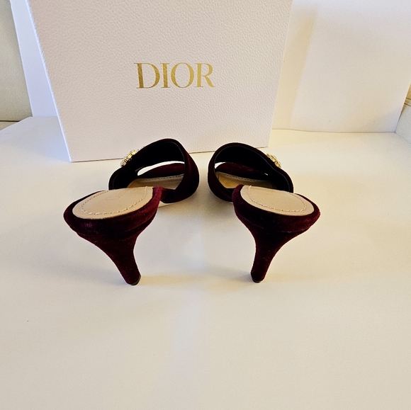 CHRISTIAN DIOR HEELS - Picture 12 of 14